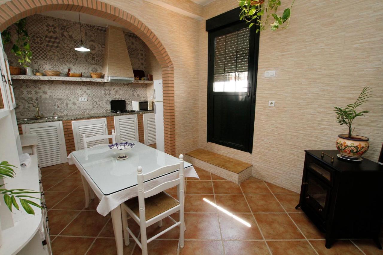 Casa Rural Merida Guest House Aljucen ภายนอก รูปภาพ